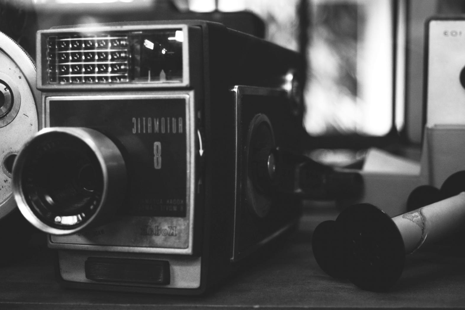 Videobearbeitungssoftware in professioneller Arbeitsumgebung